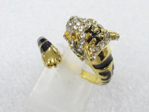 クリスタル　指輪(11号)